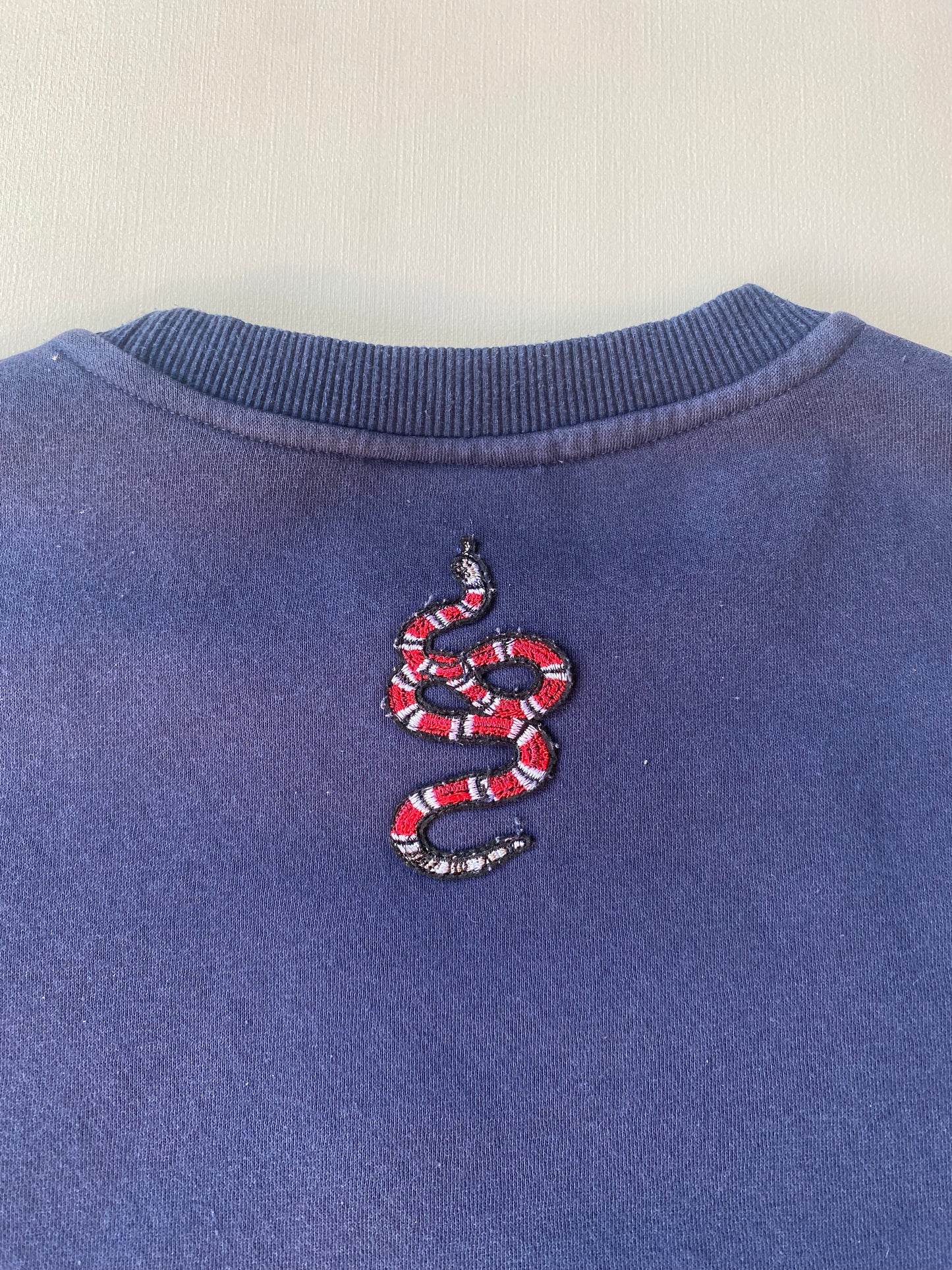 ✅ Pull Projet x Paris, bleu marine, L (légèrement cintré)