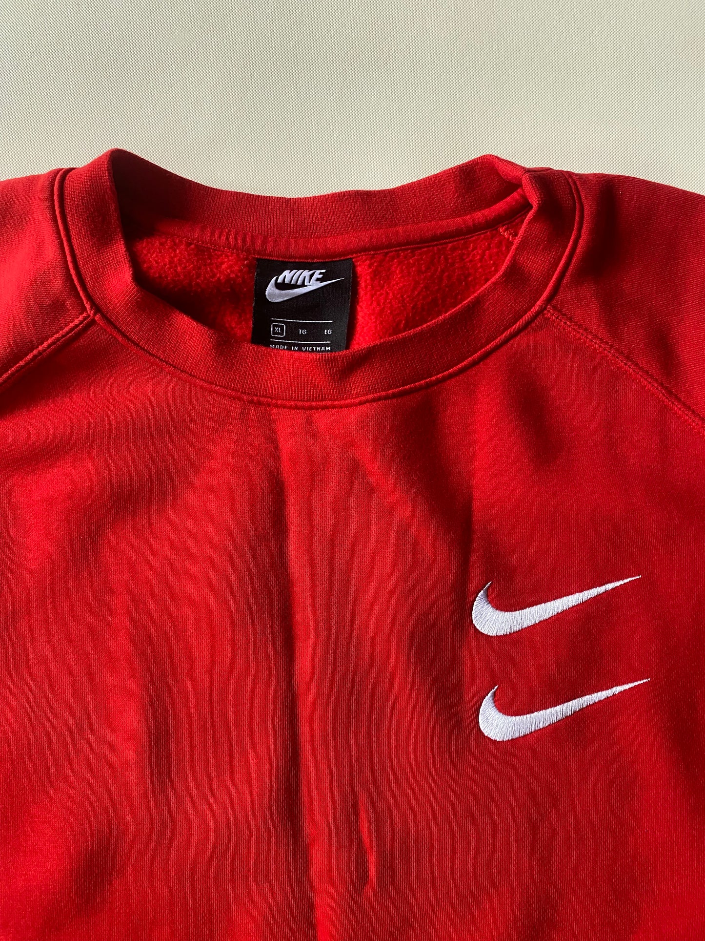 ✅ Pull Nike double swoosh, rouge, XL