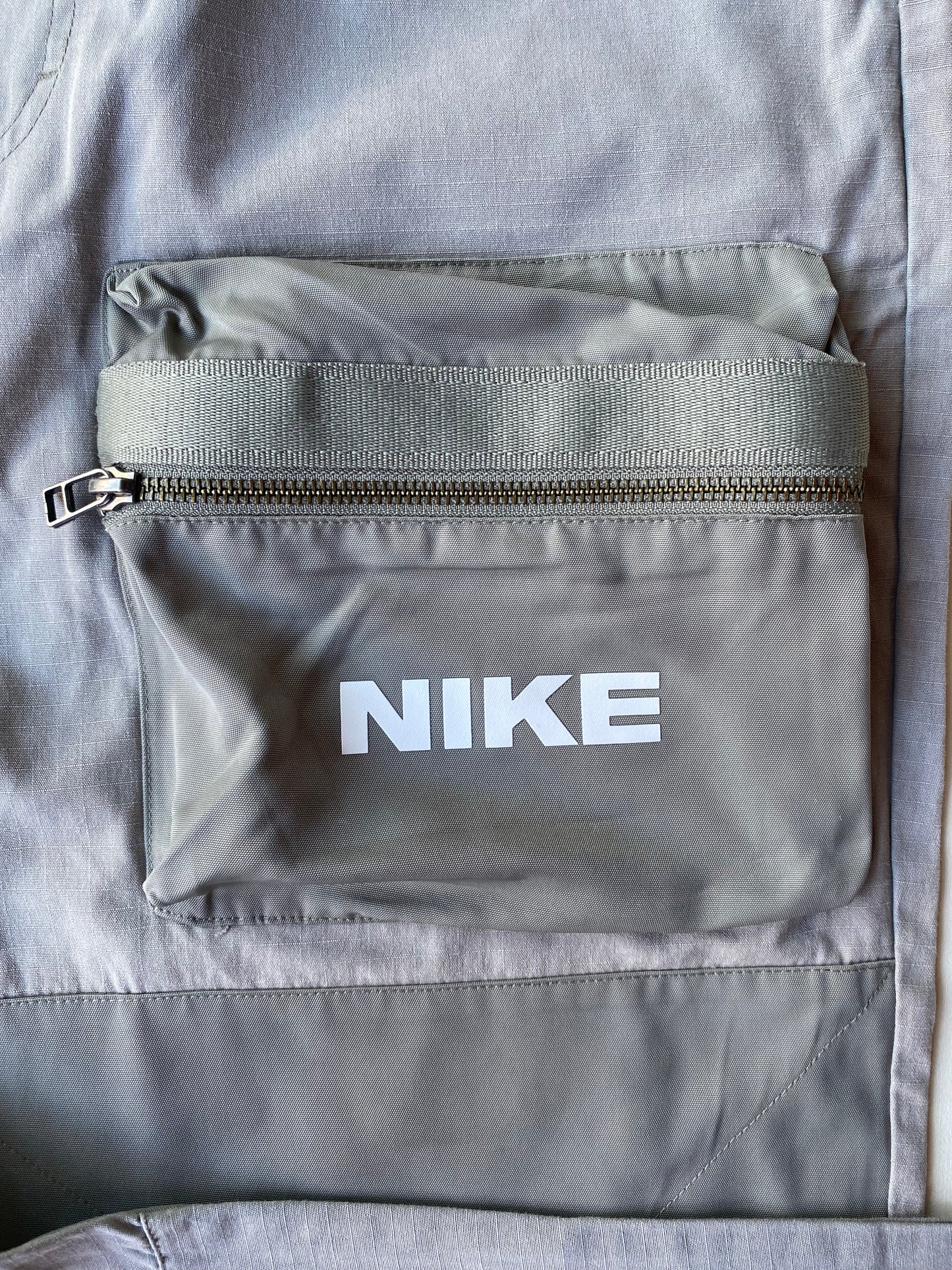 ✅ Pantalon en toile Nike, gris / beige, M (38-40)