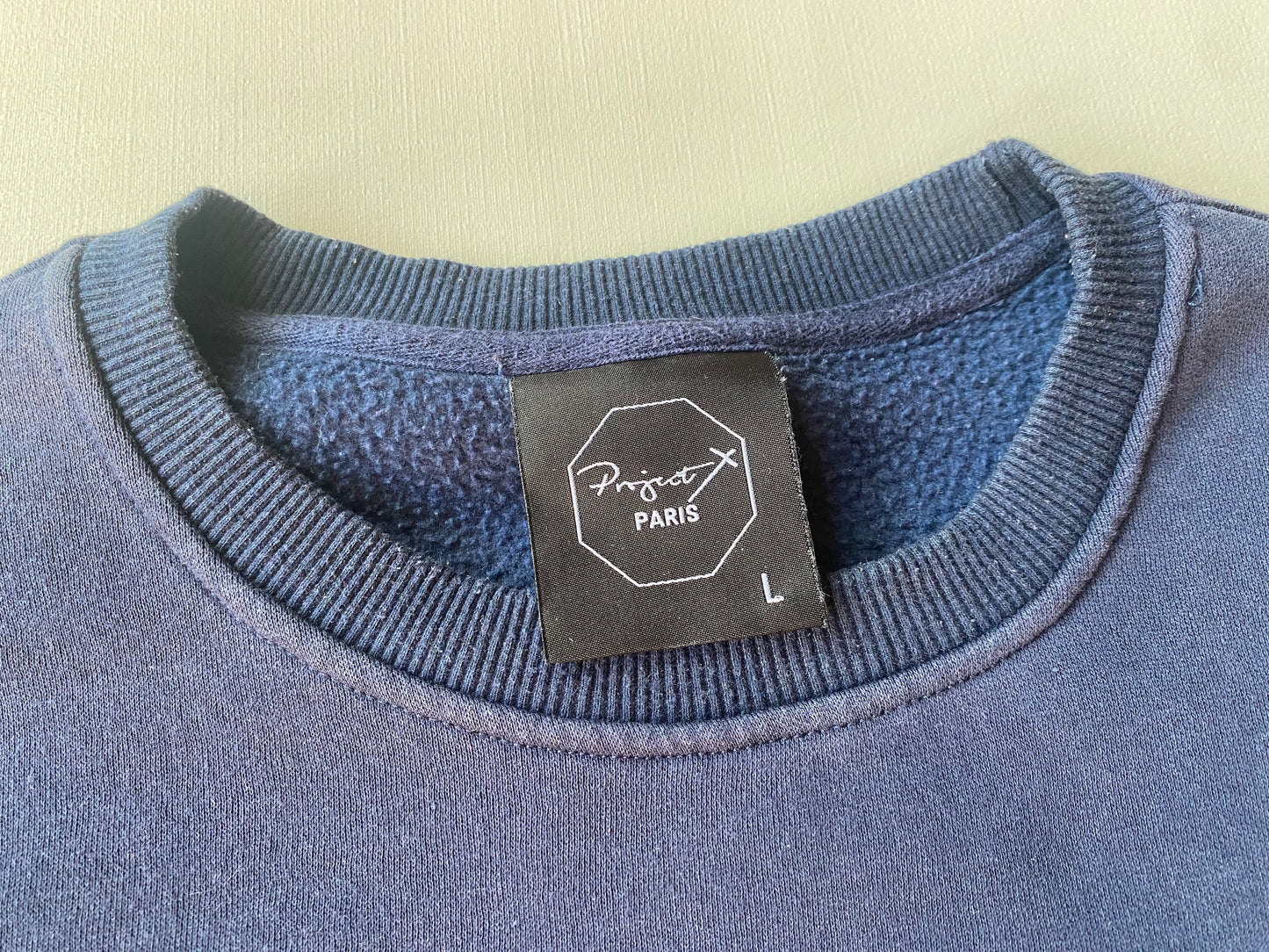 ✅ Pull Projet x Paris, bleu marine, L (légèrement cintré)