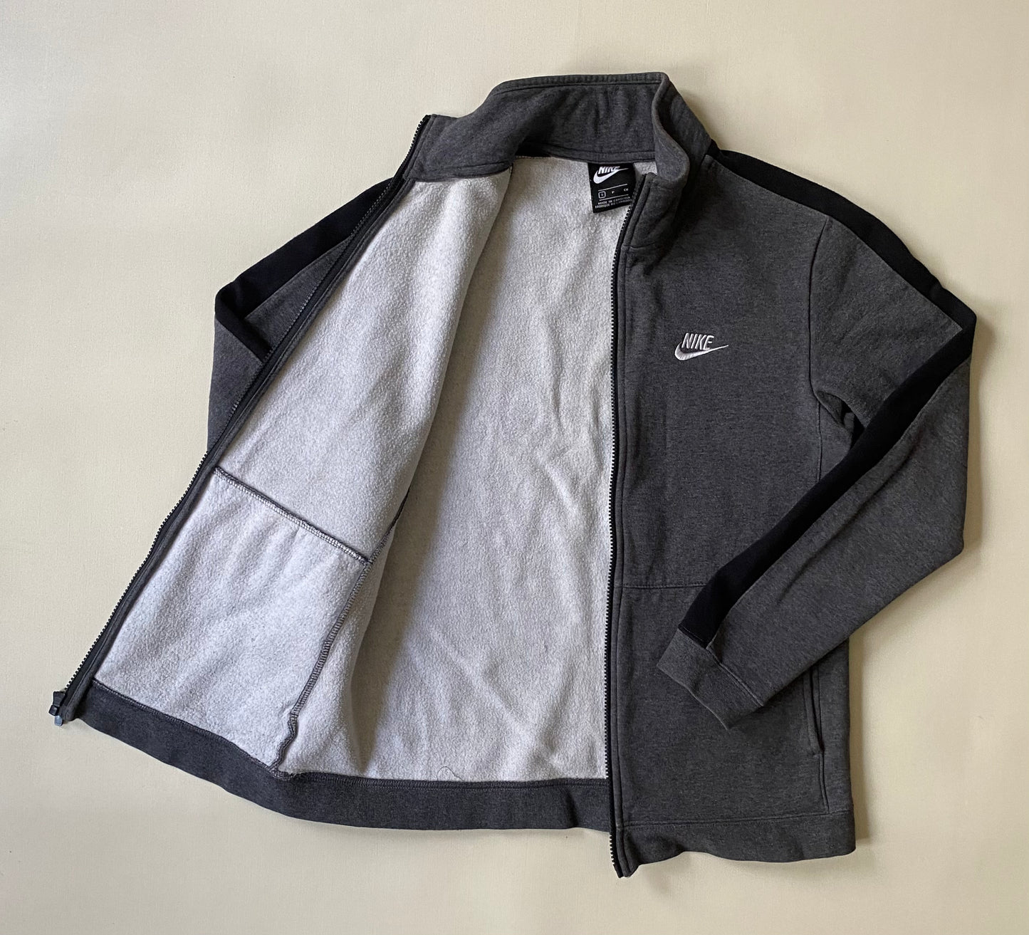 ✅ Pull zippé col camionneur Nike, gris, S