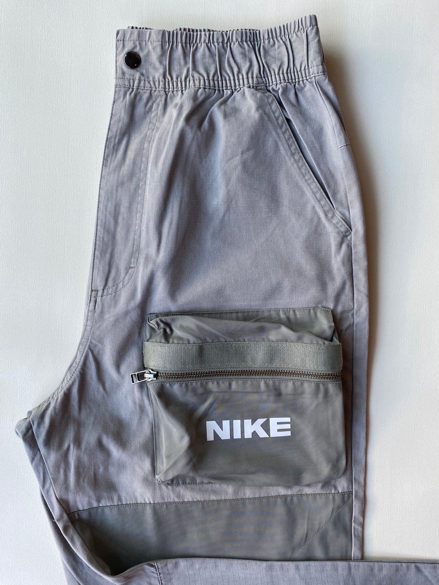 ✅ Pantalon en toile Nike, gris / beige, M (38-40)