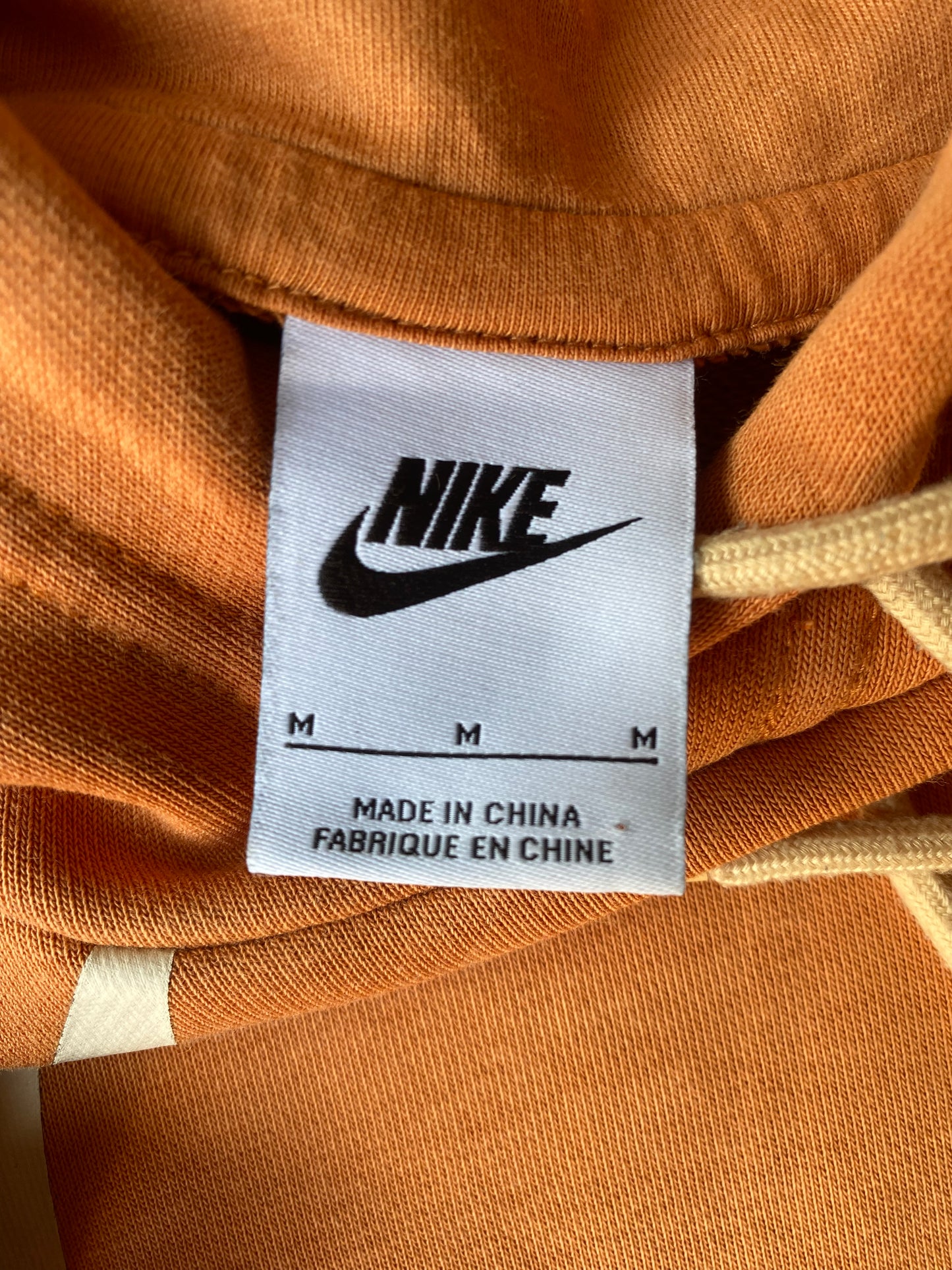 Pull à capuche Nike, pêche, M légèrement oversize