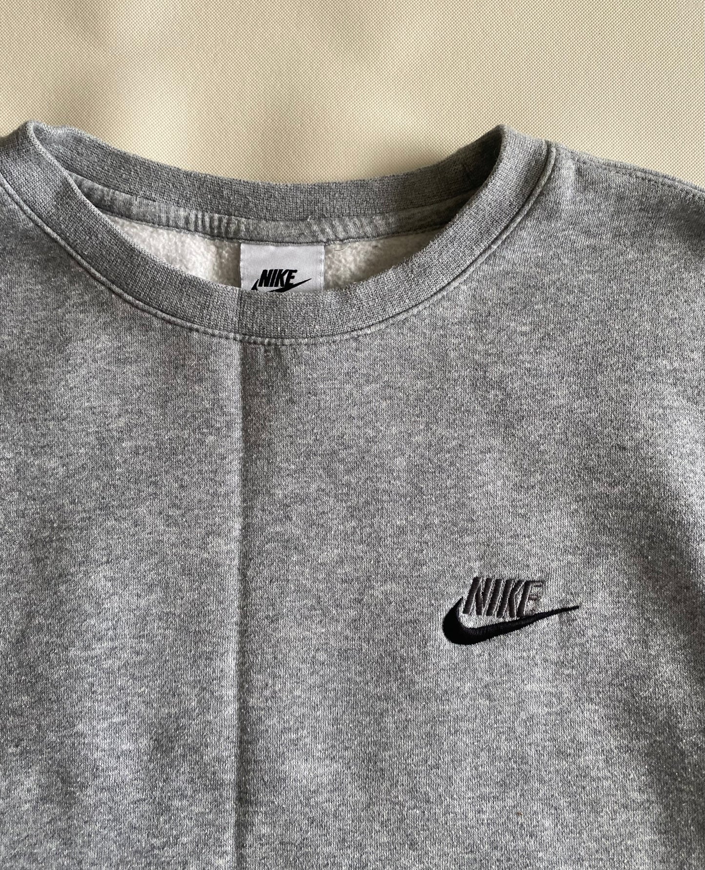 Pull Nike brodé, gris, M