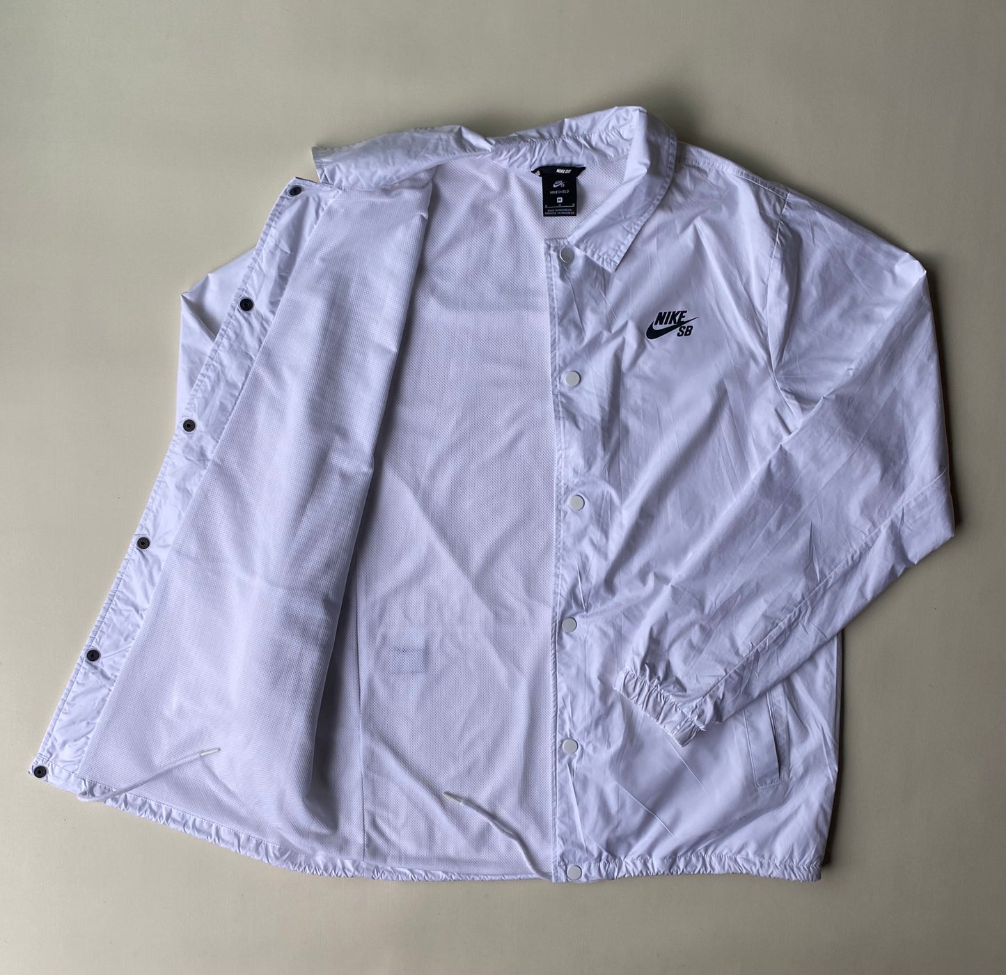 Veste coupe-vent / pluie Nike SB, blanc, M oversize