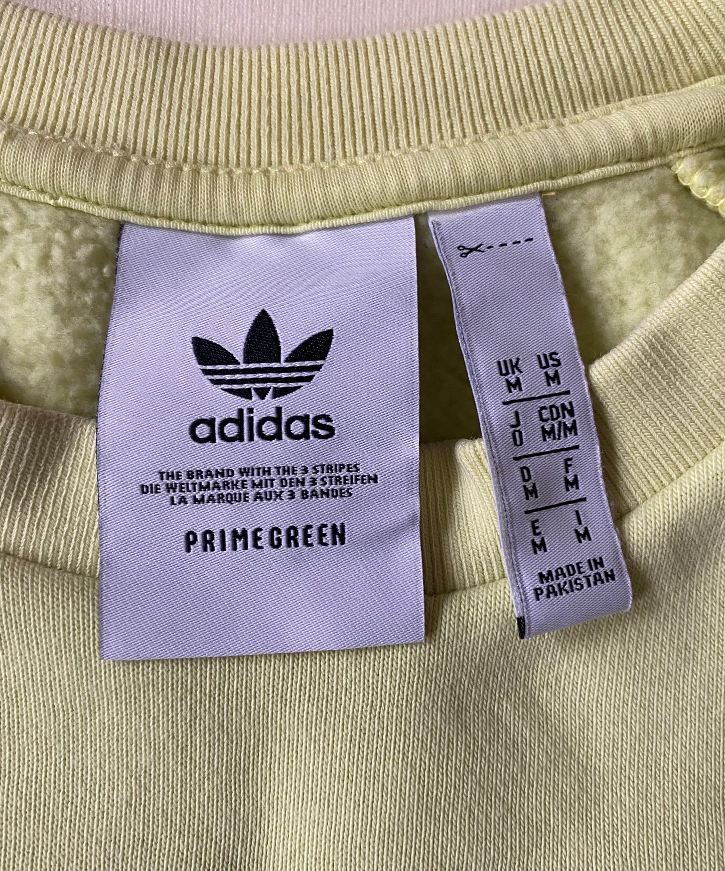 Pull Adidas, vert anis, M légèrement oversize