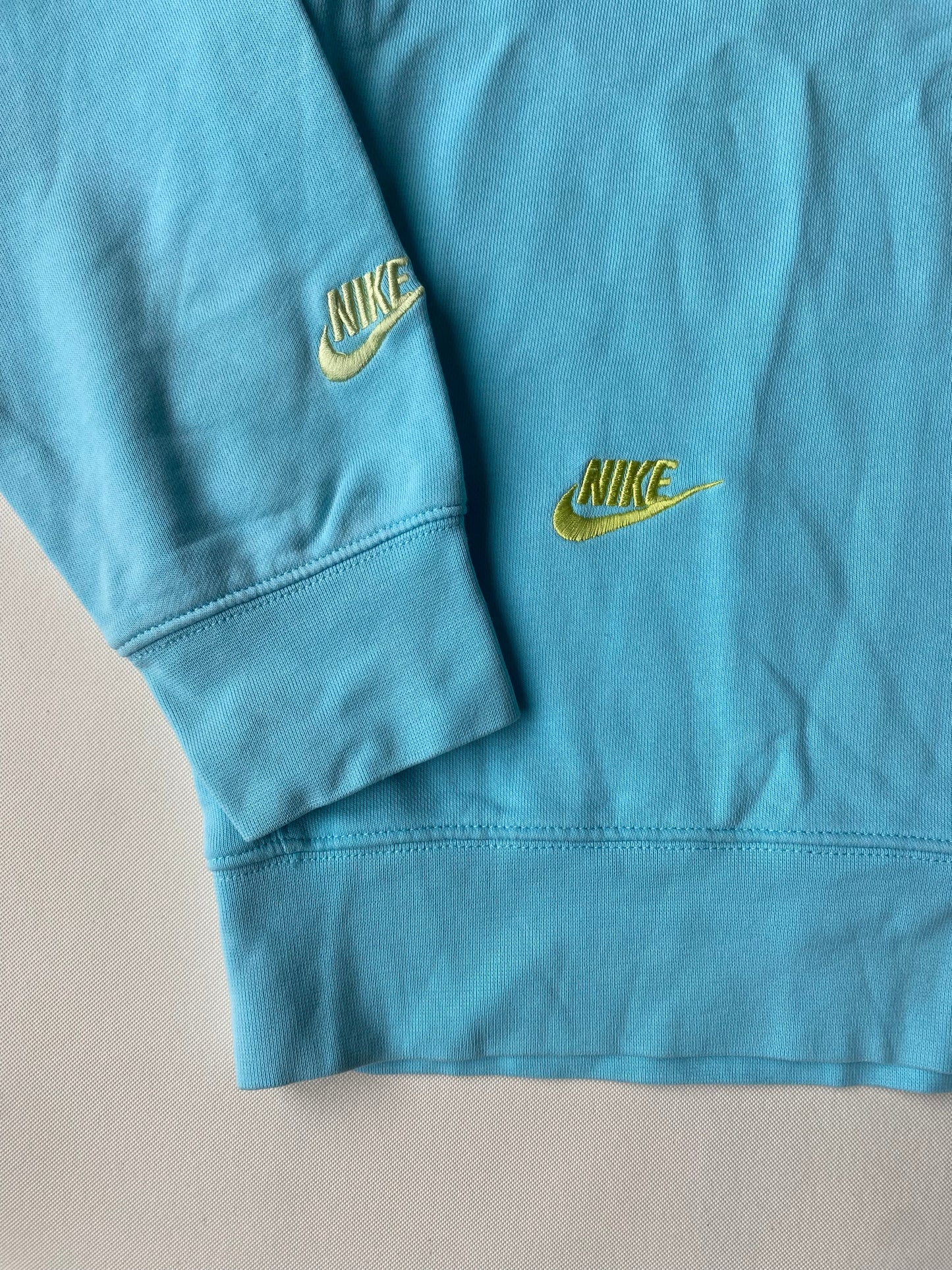 ✅ Pull Nike full logo, bleu ciel, M