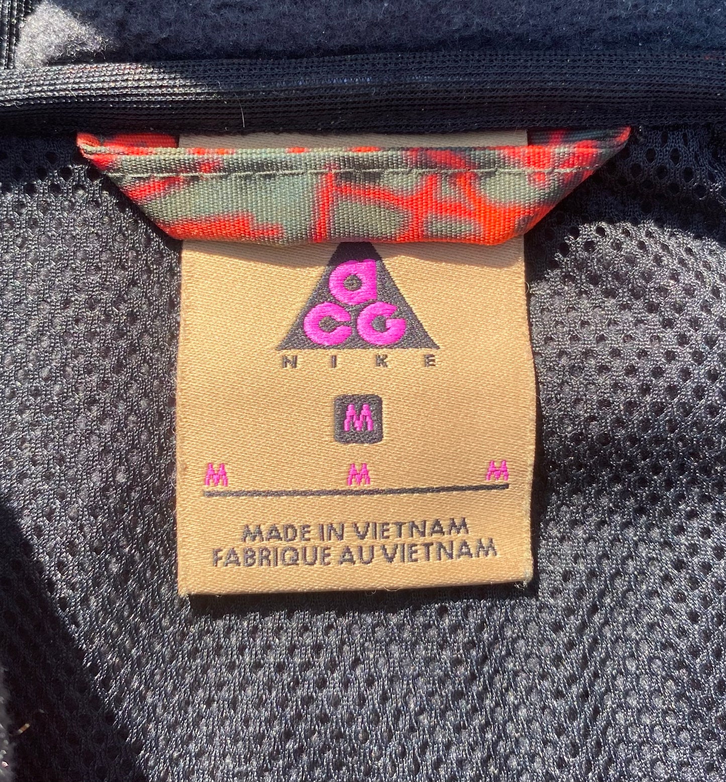 ✅ Veste polaire Nike ACG, noir et motifs rouges, XL