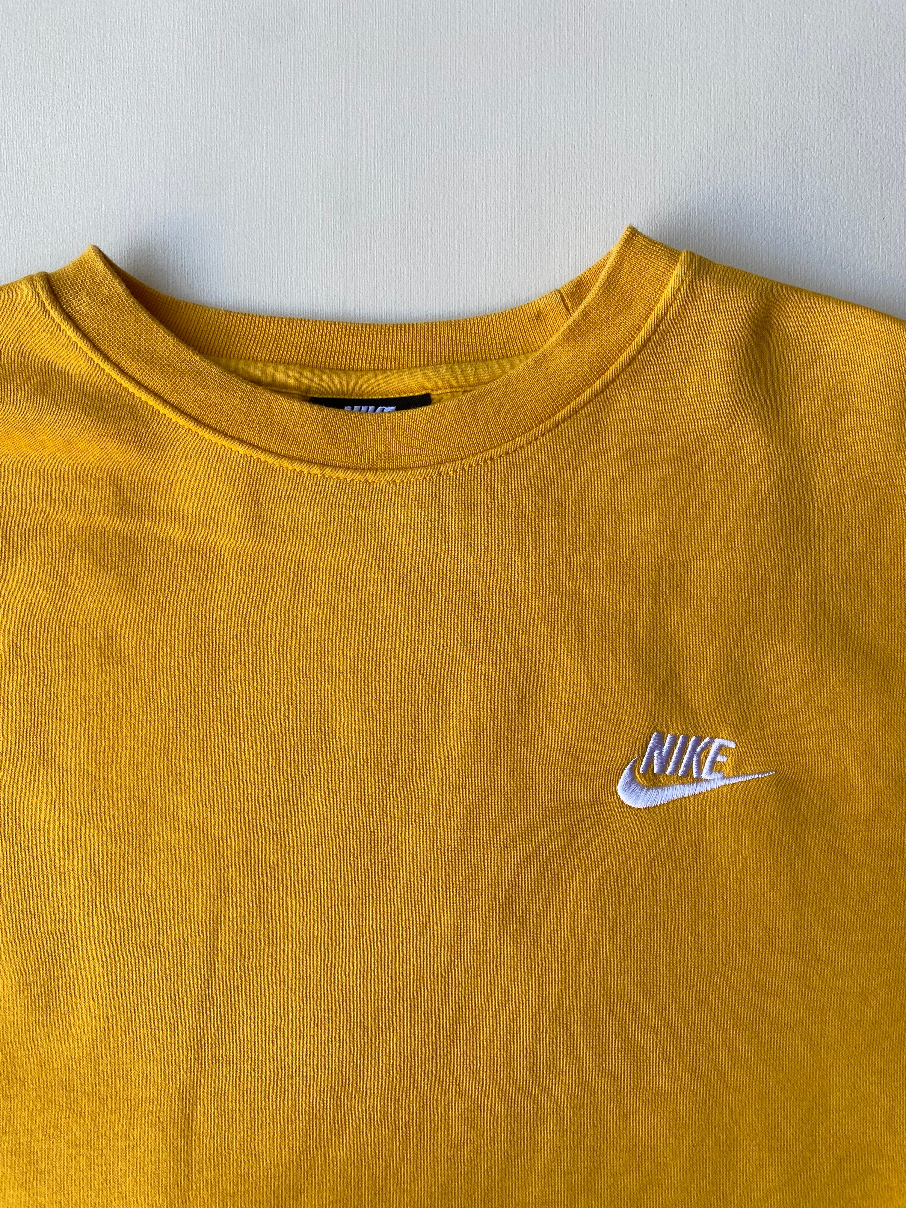 Pull Nike brod moutarde M oversize