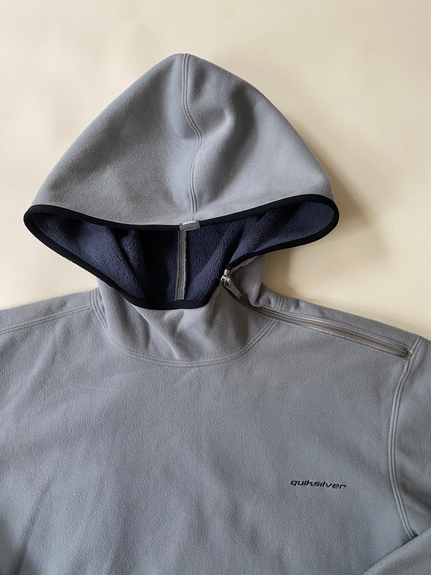 Polaire vintage capuche Quiksilver, M légèrement oversize