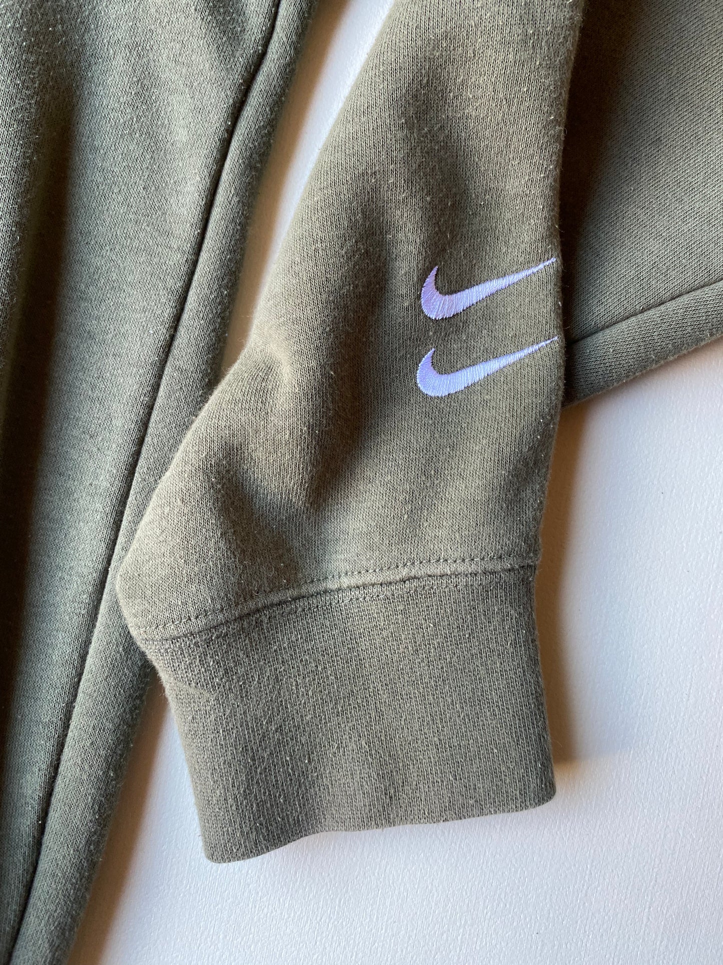 Pull à capuche Nike, Kaki, L légèrement oversize