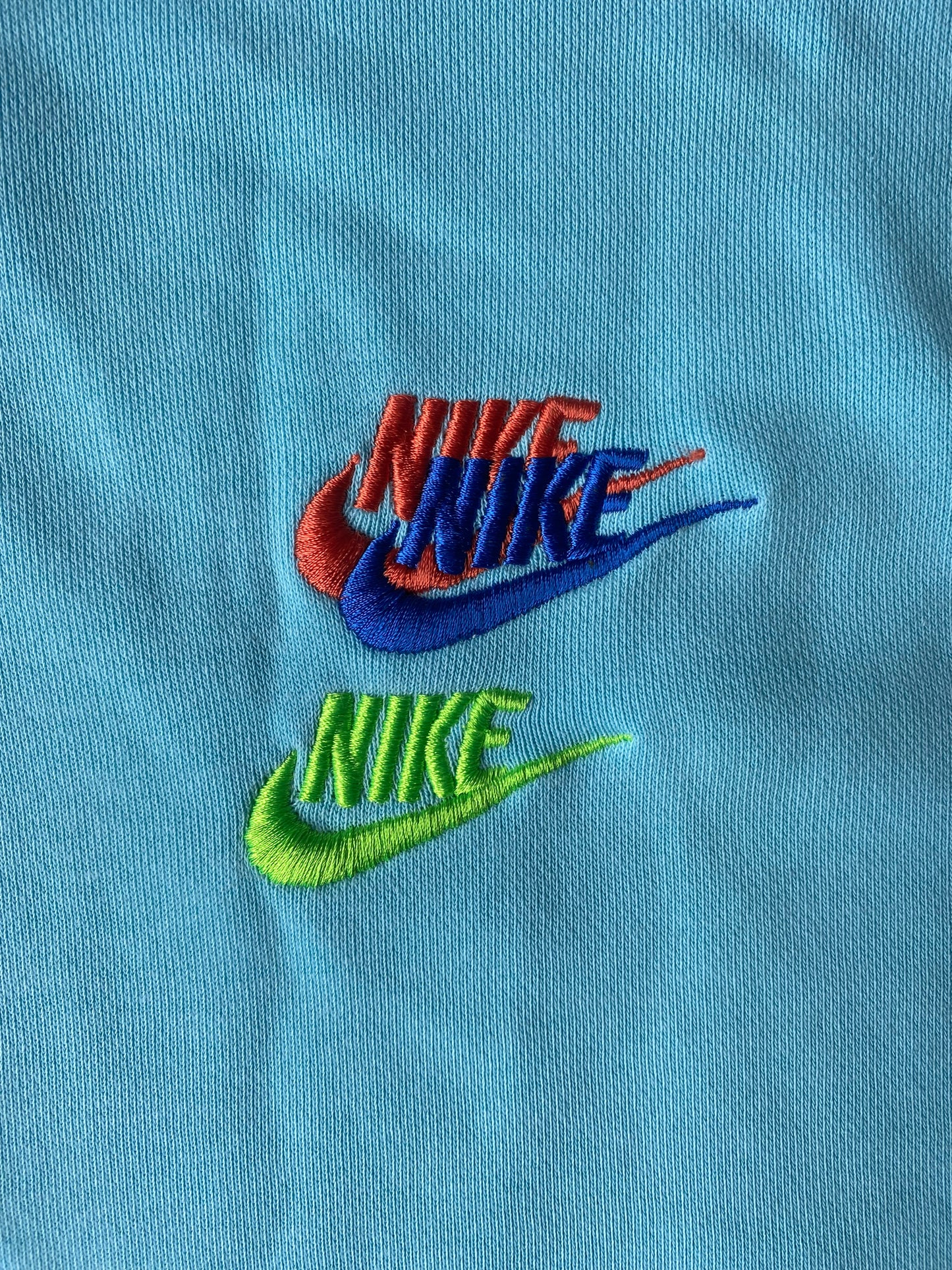 ✅ Pull Nike full logo, bleu ciel, M