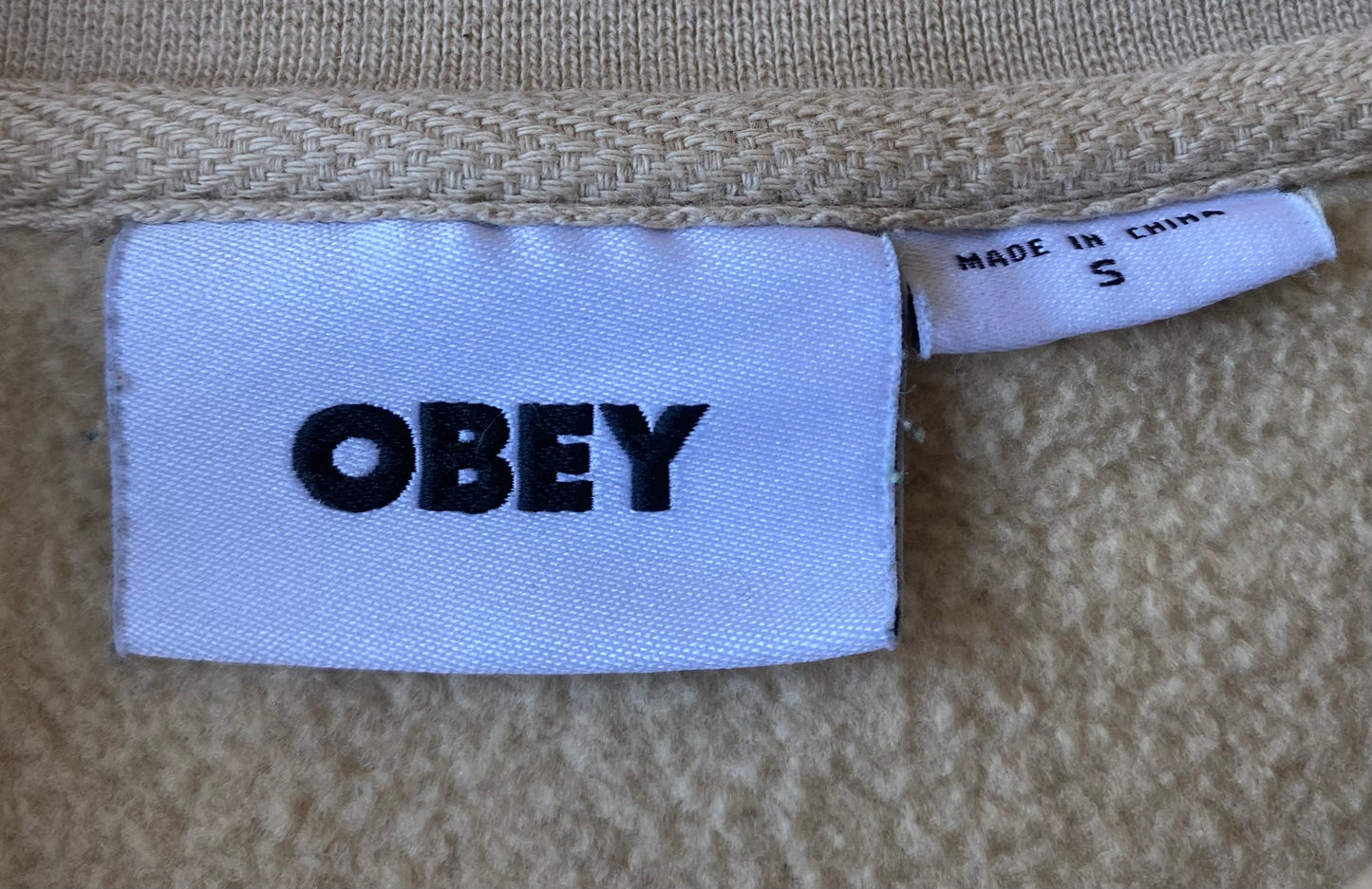 ✅ Pull Obey canard, beige, S/M