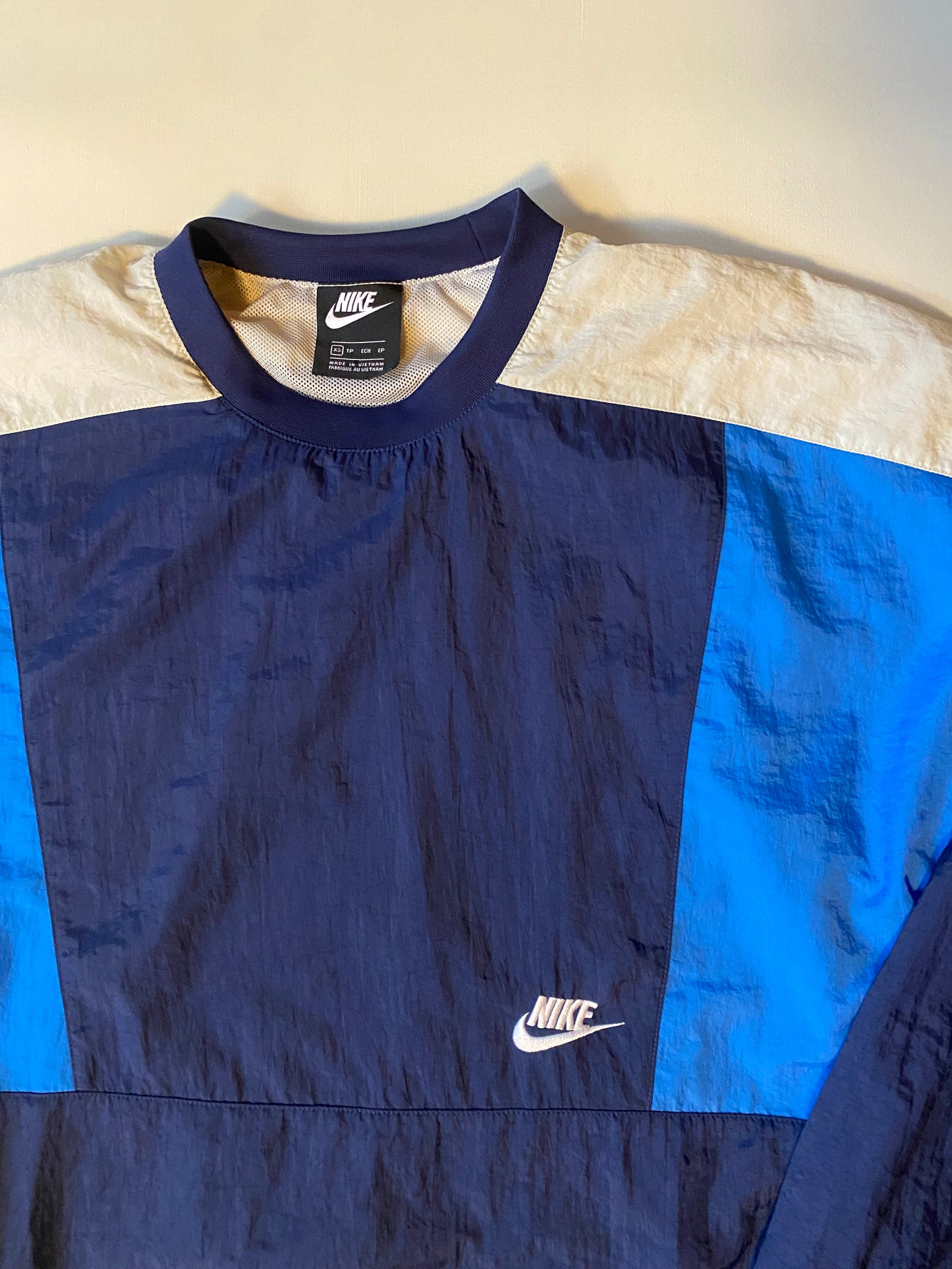 Pull coupe-vent / pluie Nike, Bleu et blanc, XS oversize