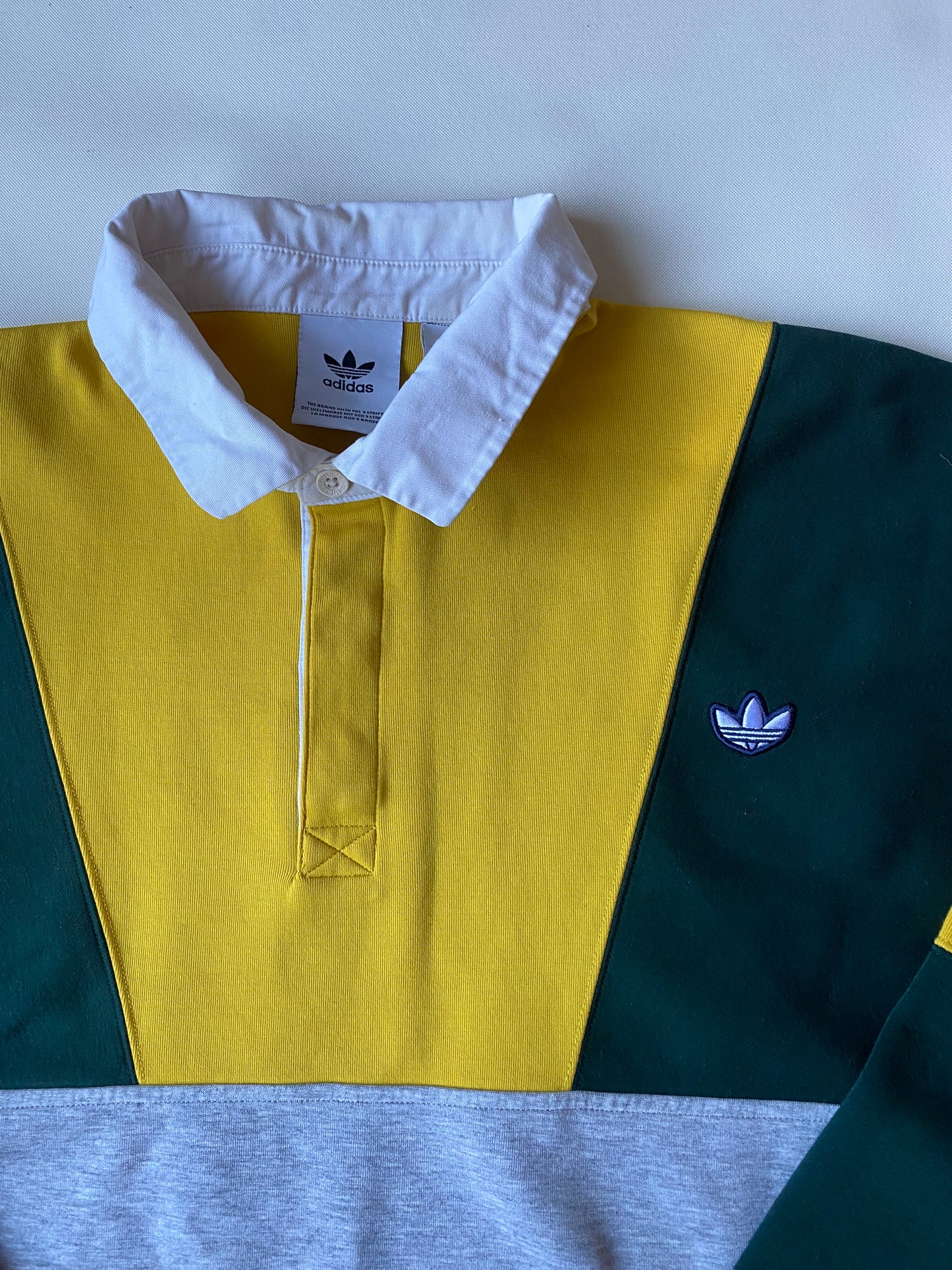 ✅ Pull polo Adidas, gris / vert / jaune, L