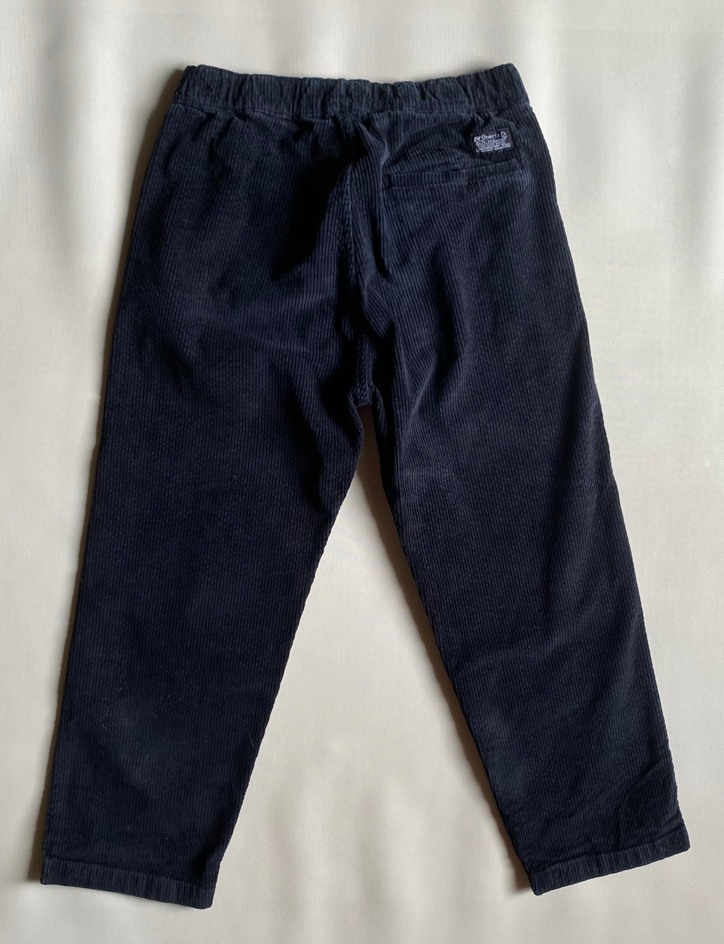 Jean Levi's velours côtelé, bleu marine, S (38)