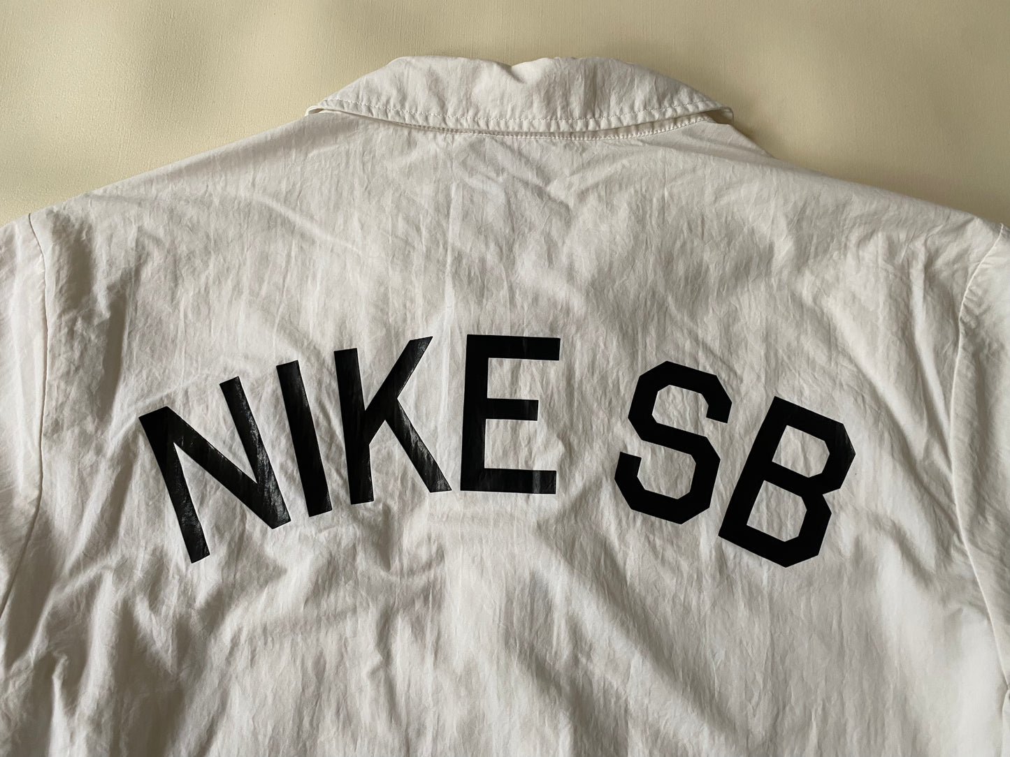 Veste coupe-vent / pluie Nike SB, blanc, M