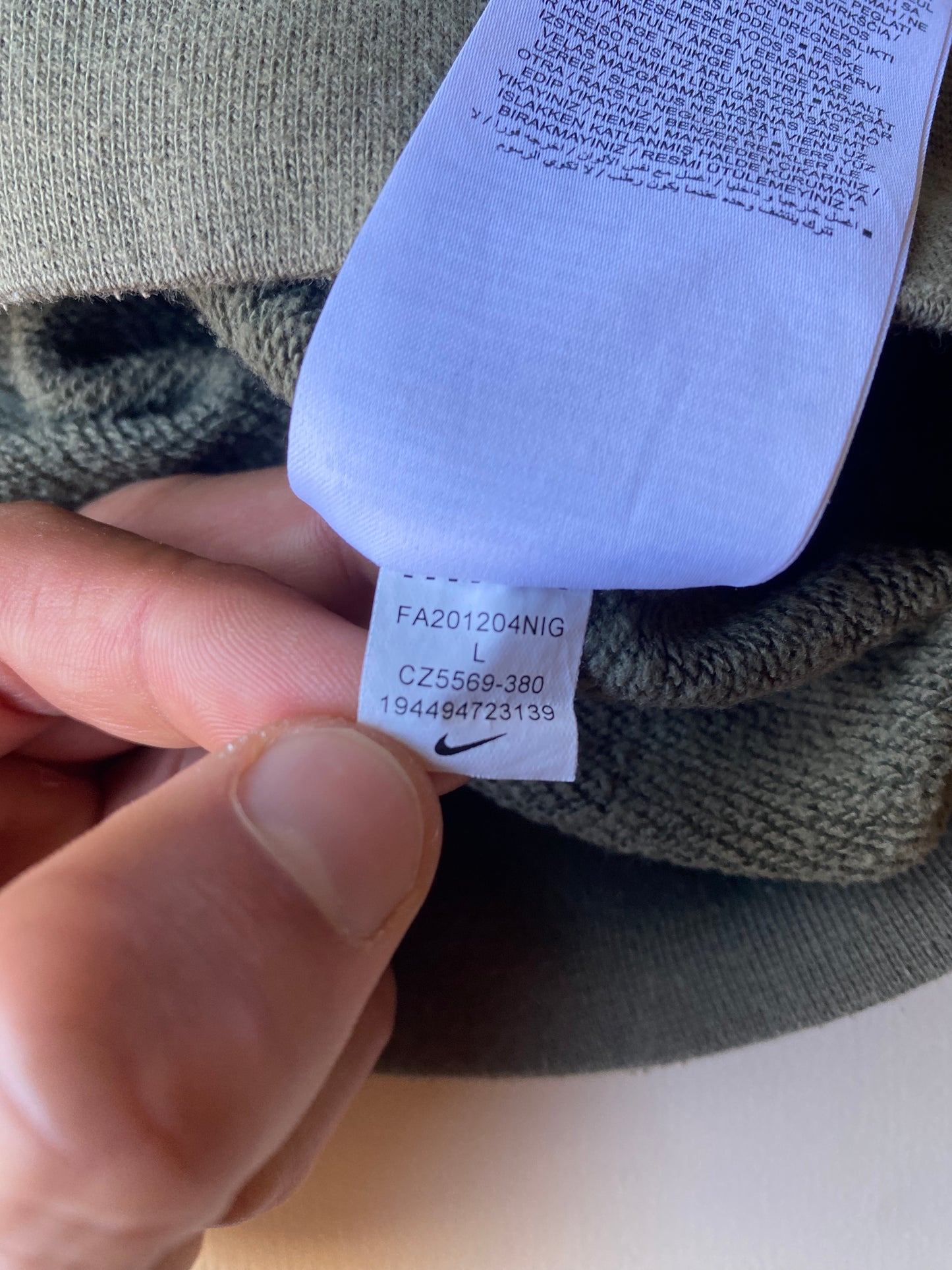 Pull à capuche Nike, Kaki, L légèrement oversize