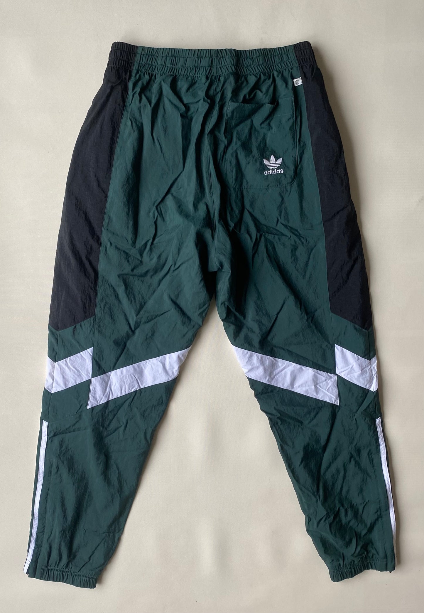 ✅ Pantalon jogging Adidas, vert / noir / blanc, M (38-40)