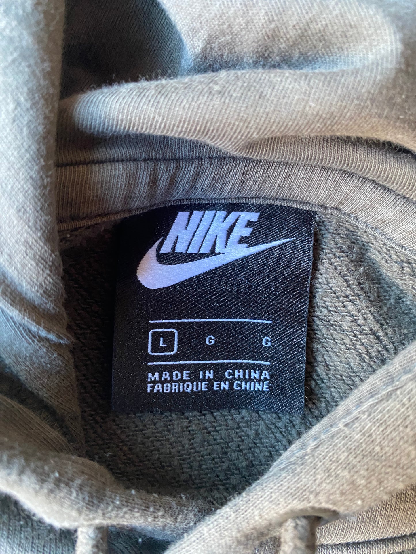 Pull à capuche Nike, Kaki, L légèrement oversize