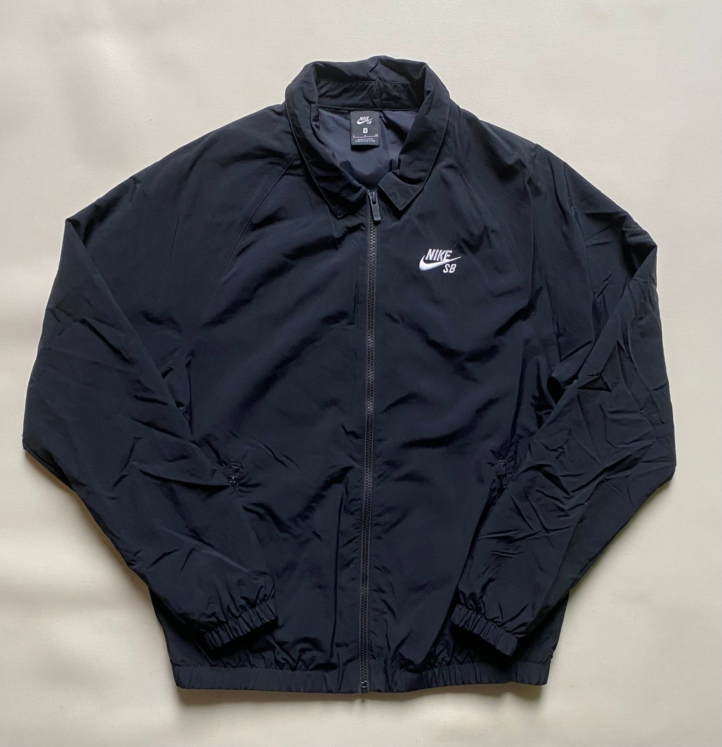 Veste coupe-vent / pluie Nike SB, noir, M