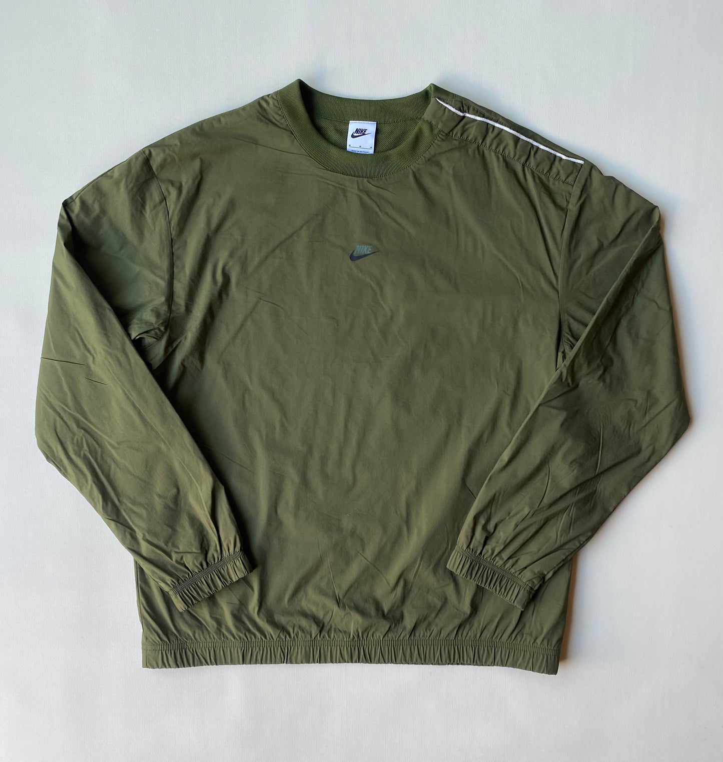 Pull Nike, vert foncé, M légèrement oversize