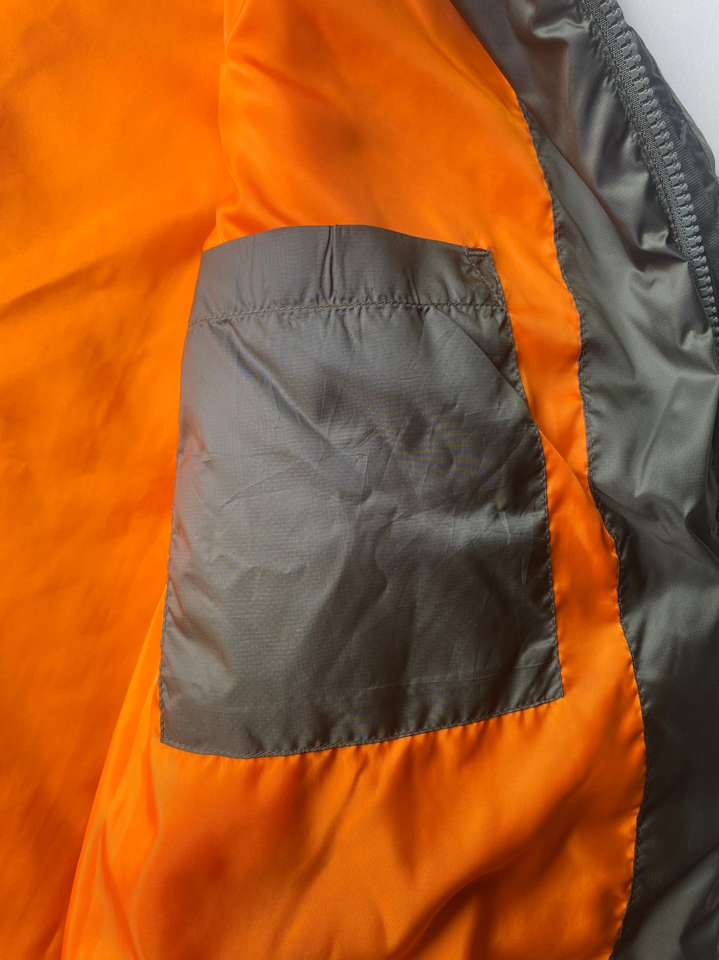 Veste matelassée Adidas, kaki, M