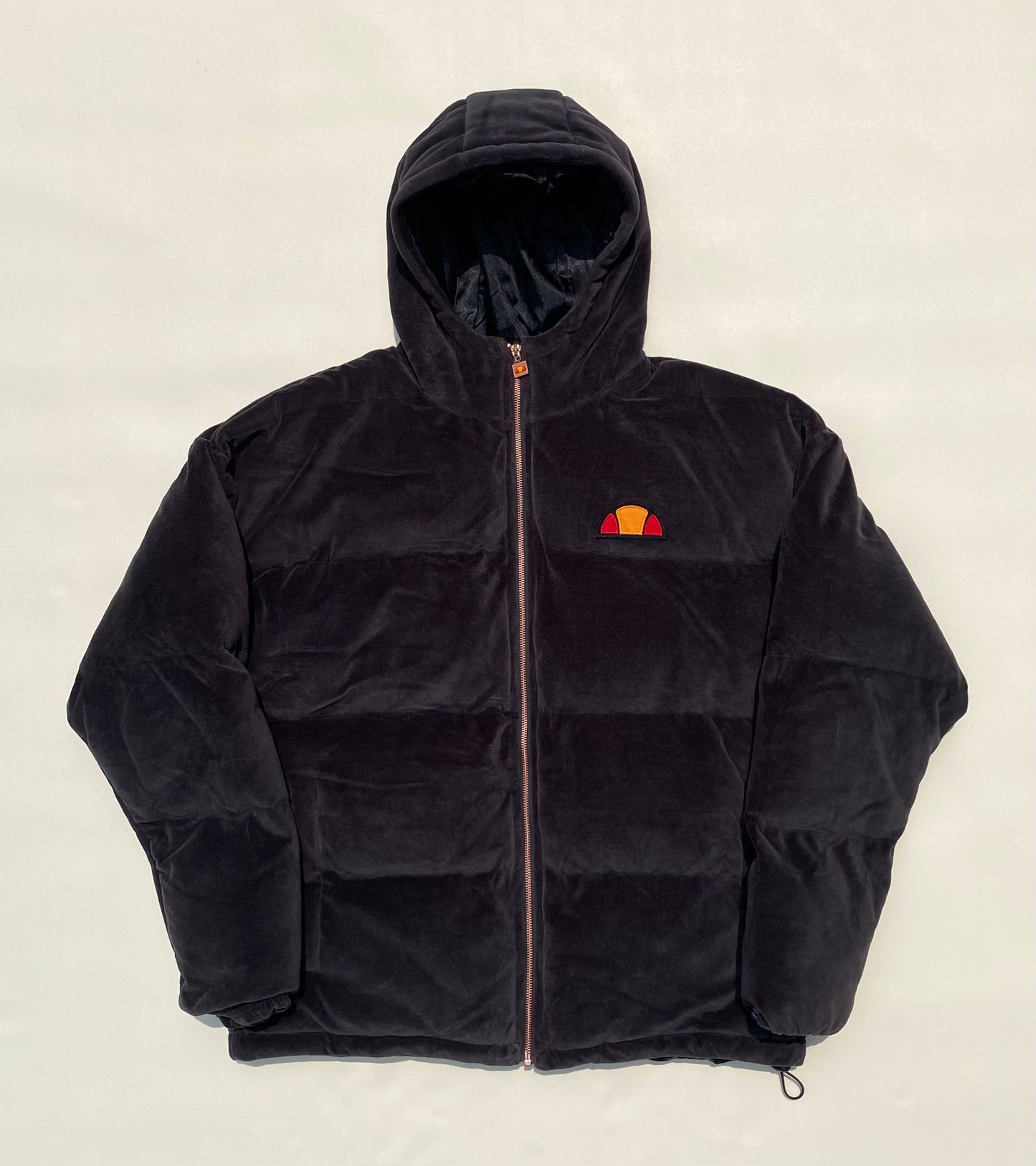 Doudoune Ellesse velours côtelé, noire, M légèrement oversize