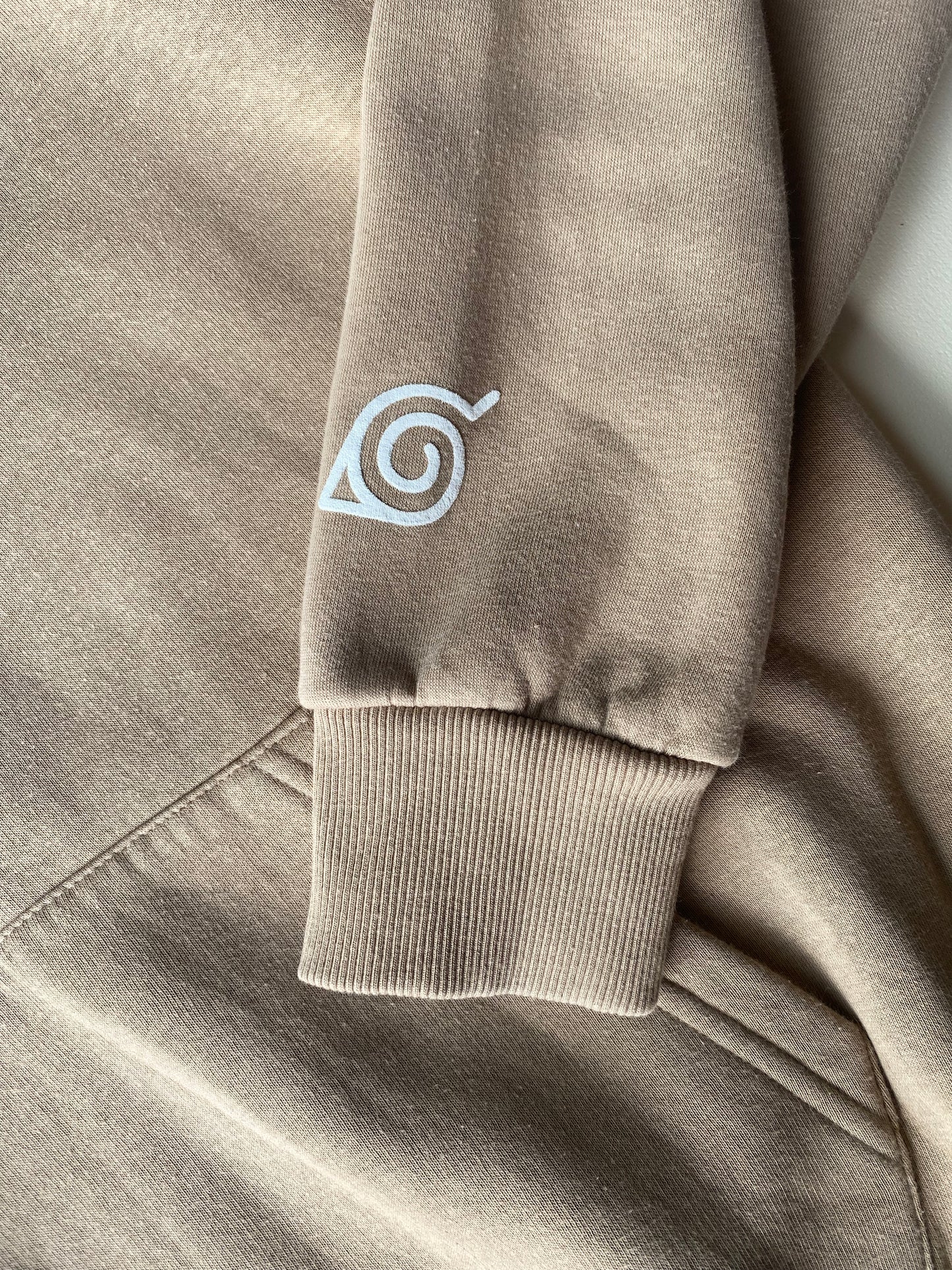 Hoodie Naruto (pull & bear), Marron clair/sable, M