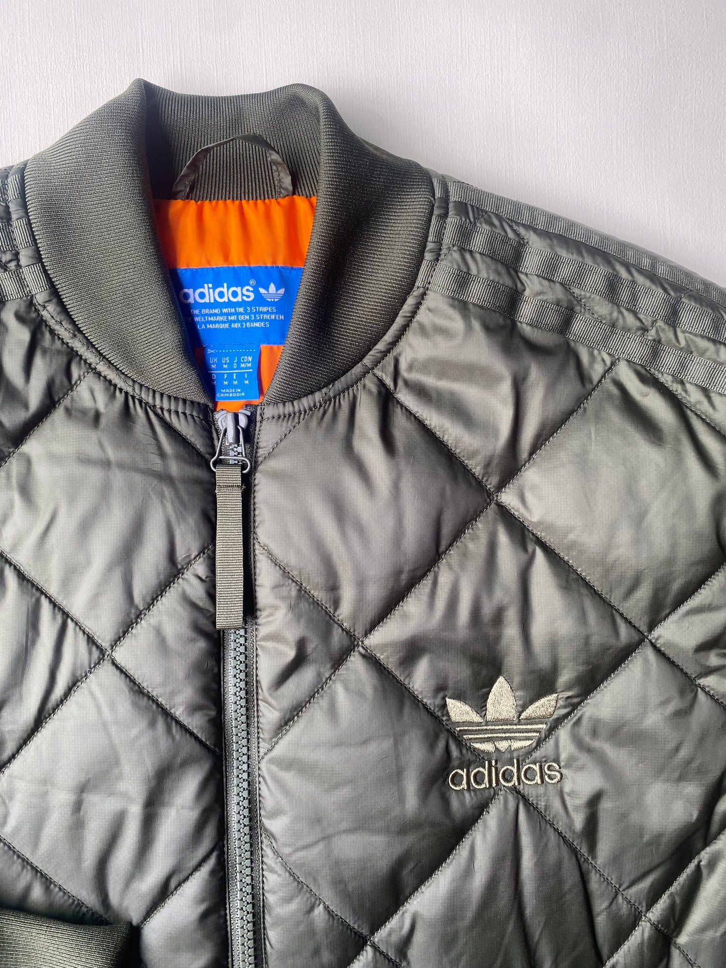 Veste matelassée Adidas, kaki, M